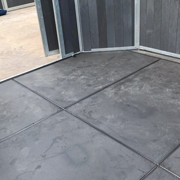 12mm Rubber Stable Mats Quattro Products