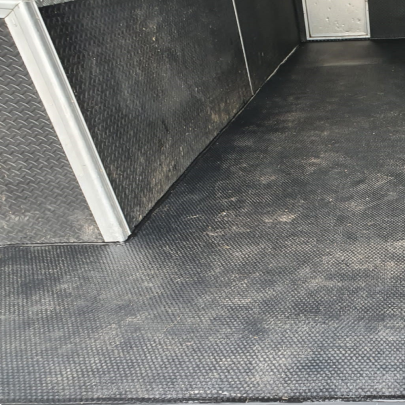 Horse trailer rubber flooring