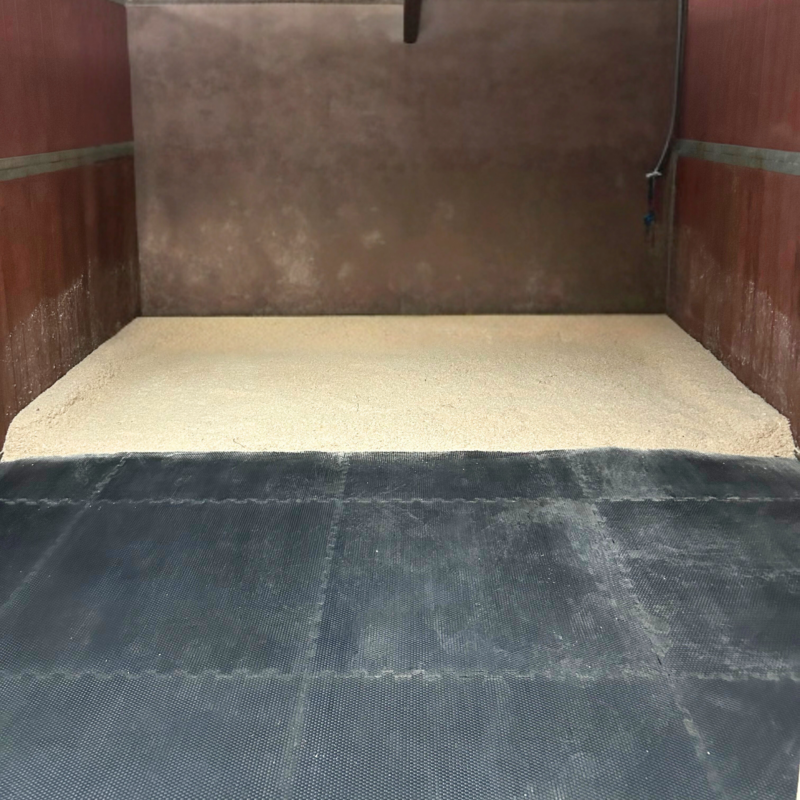 20mm Interlocking Stable Mat